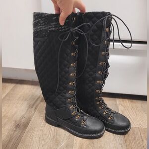 JustFab winter Quilted lace up boots size 7.5